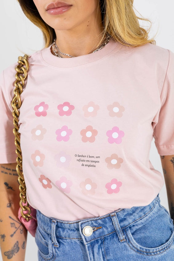 Tshirt Flores O Senhor é Bom